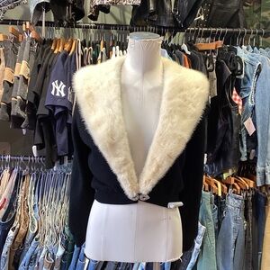 Beautiful vintage 1950’s mink Collar Cashmere cardigan